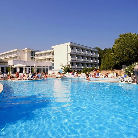 Althea Hotel Αλμπένα Εξωτερικό φωτογραφία